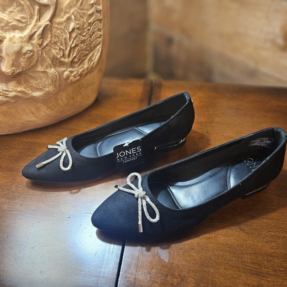 Jones New York Black Flats with Silver Detailing - Picture 8 of 12